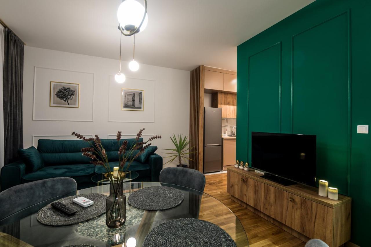 Apartman Park Бієліна Екстер'єр фото