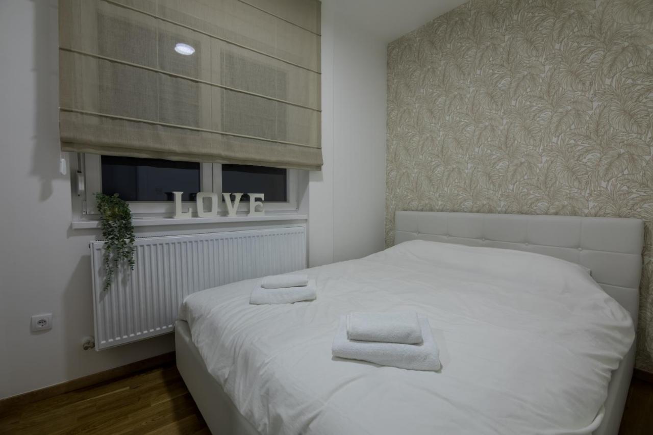 Apartman Park Бієліна Екстер'єр фото